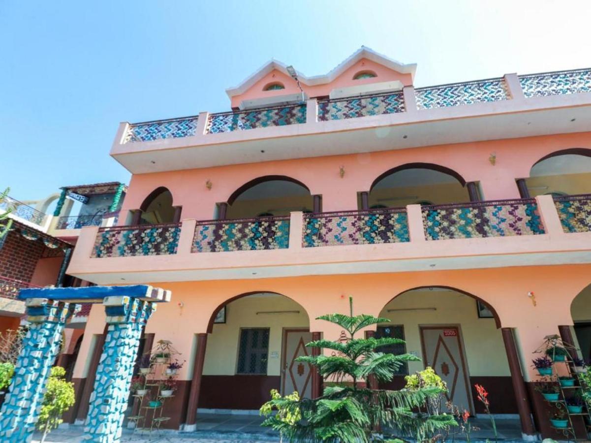 Hotel Flora Suites Bombay Esterno foto