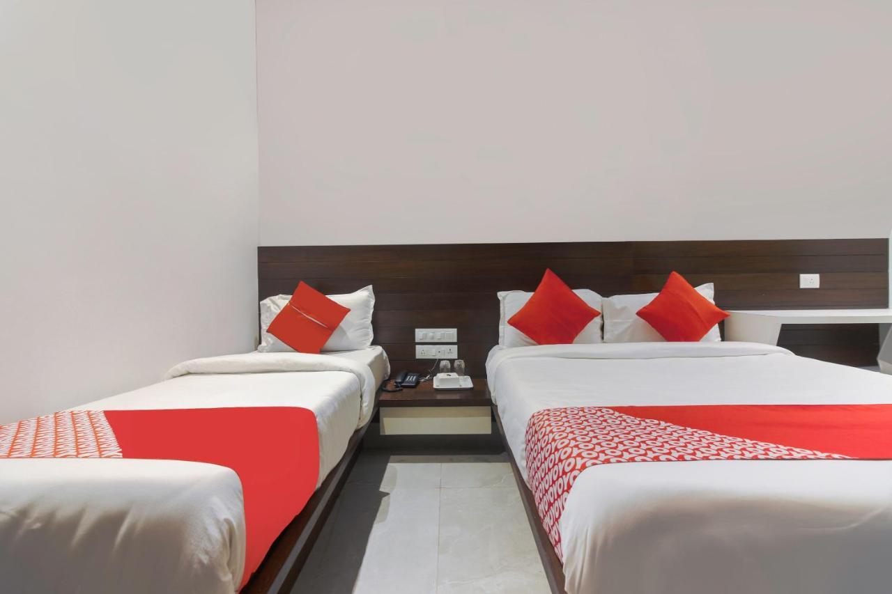 Hotel Flora Suites Bombay Esterno foto