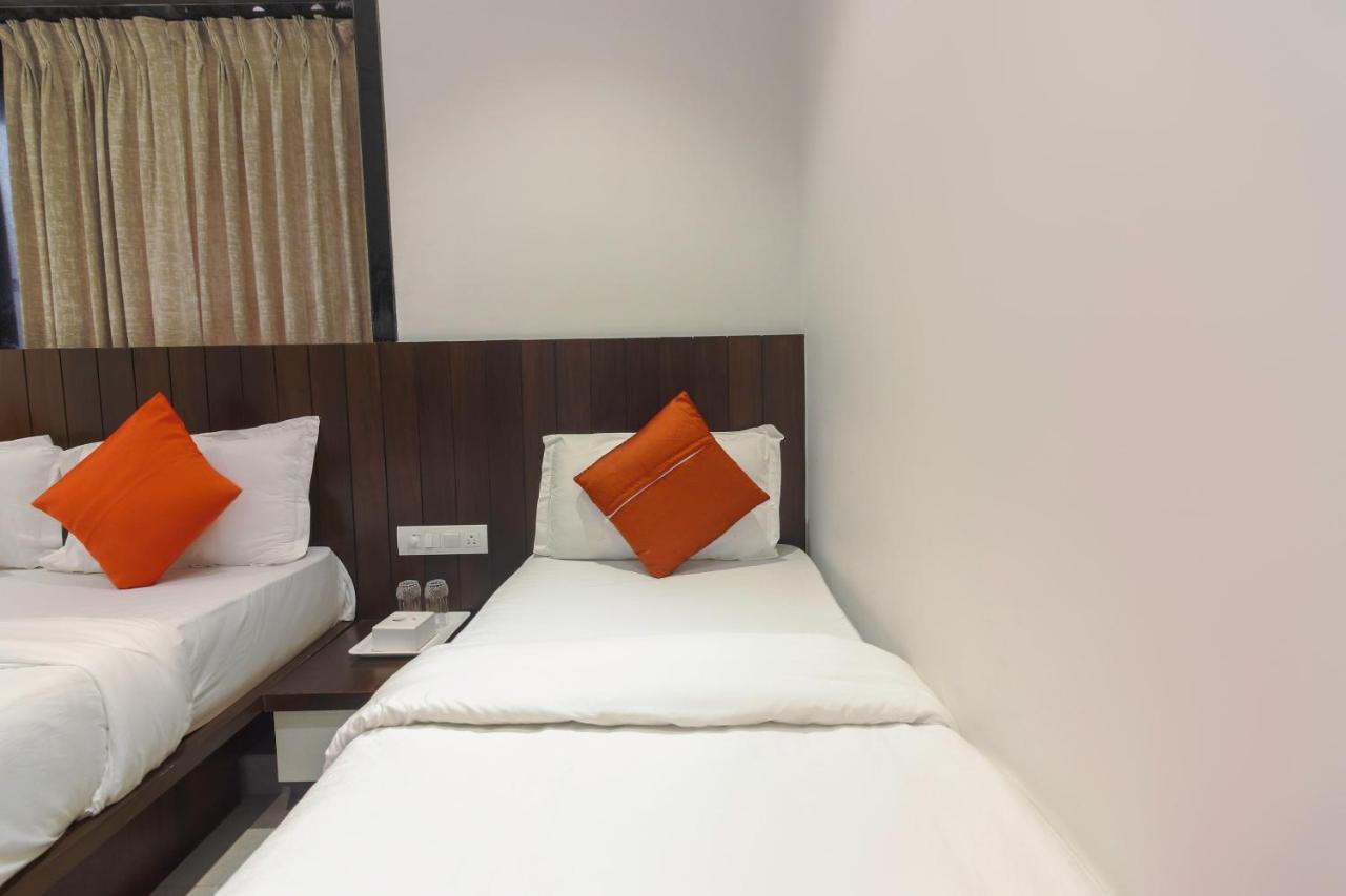 Hotel Flora Suites Bombay Esterno foto