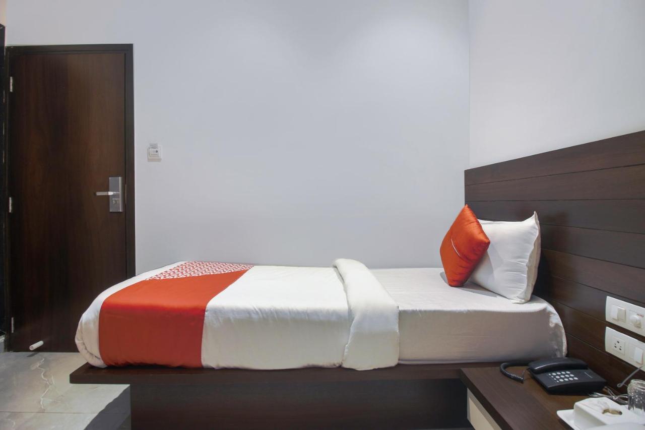 Hotel Flora Suites Bombay Esterno foto