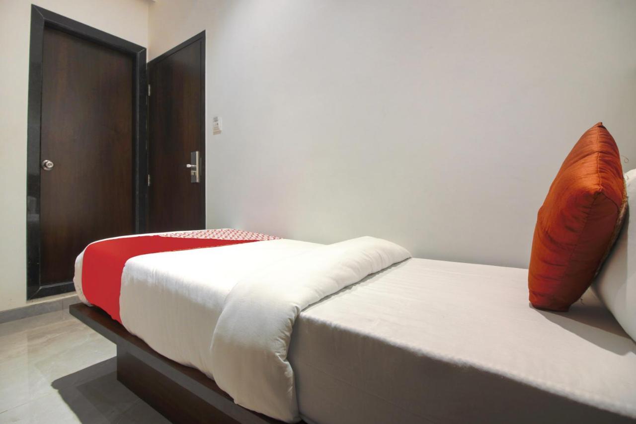 Hotel Flora Suites Bombay Esterno foto