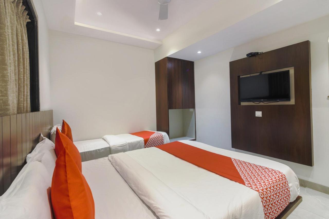 Hotel Flora Suites Bombay Esterno foto