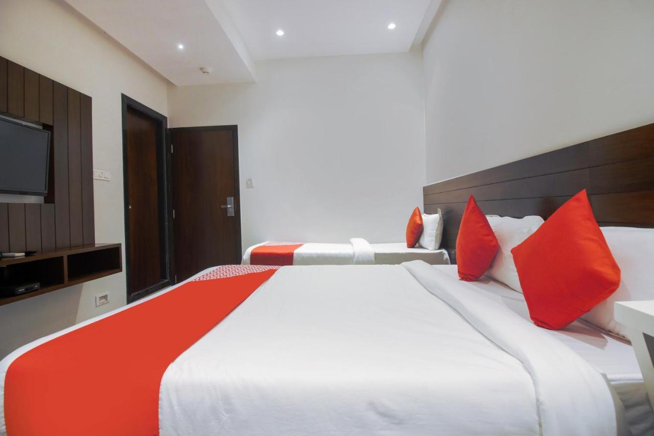 Hotel Flora Suites Bombay Esterno foto